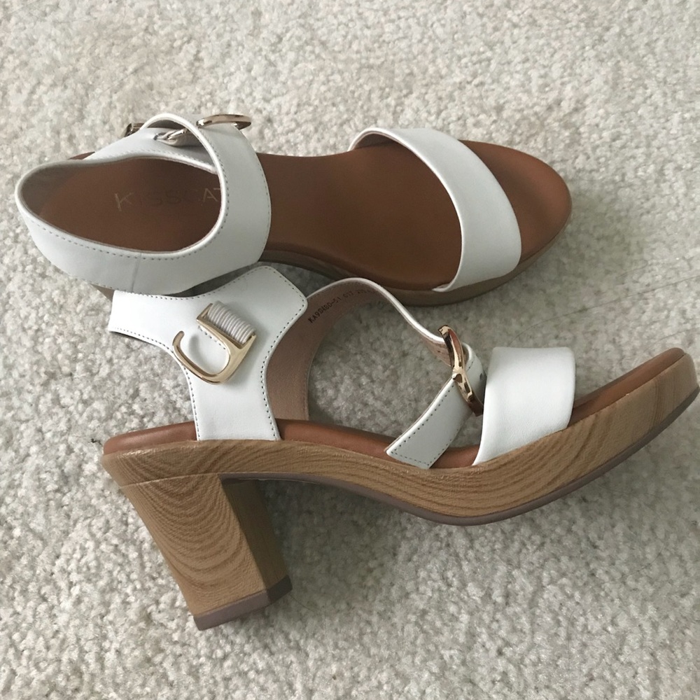 Heeled sandal